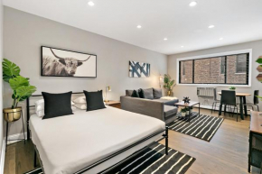 Fun Location Studio Apt near Boystown Best Price! OD8, Chicago